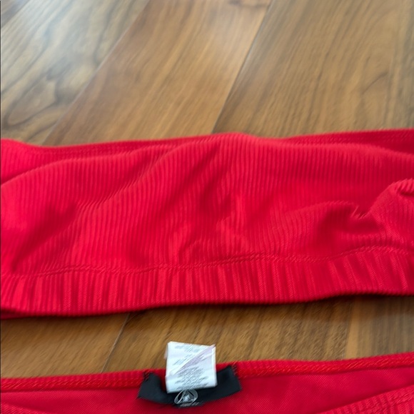 Missguided Red Ribbed Bikini Set - Picture 4 of 7